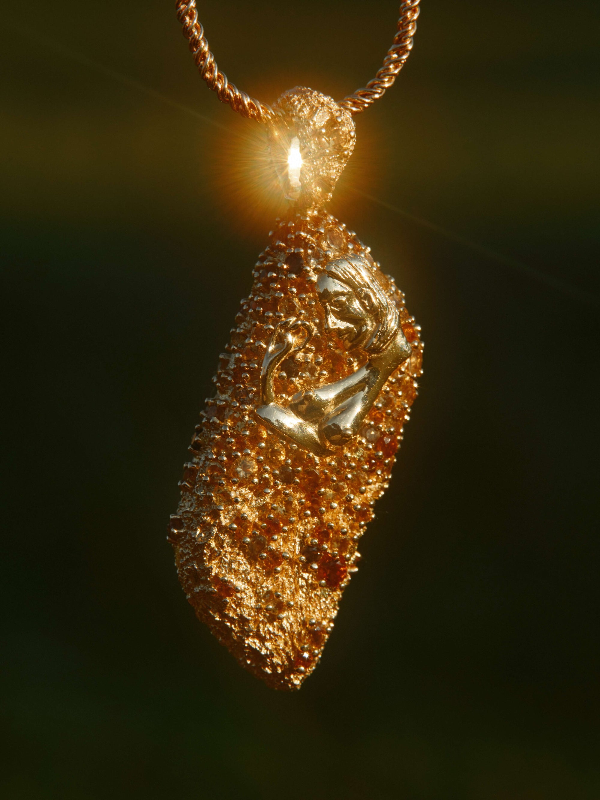 18K Pavé Pendant Large