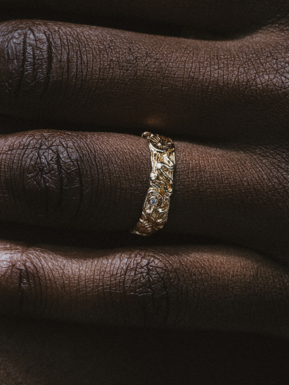 18K Lilypad Pond Band