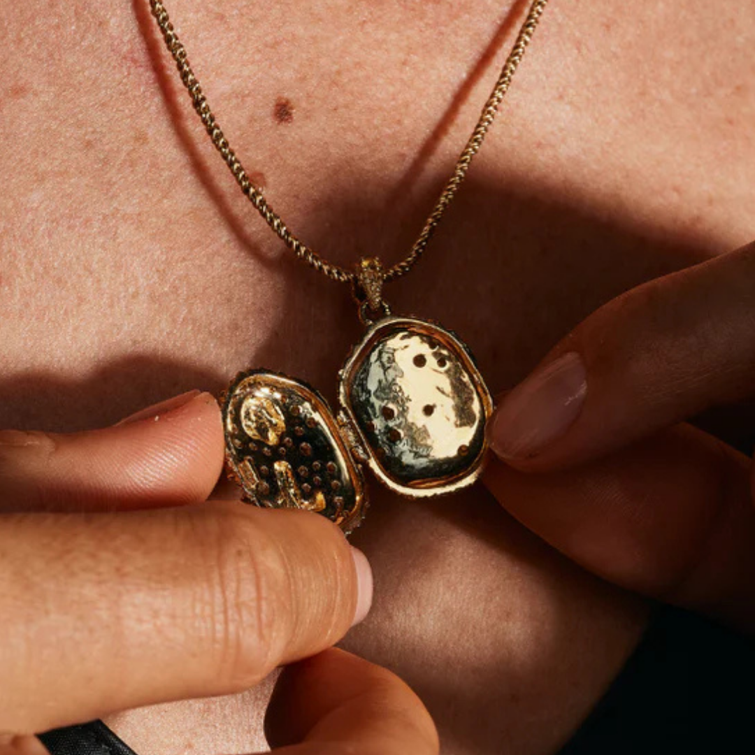 lockets