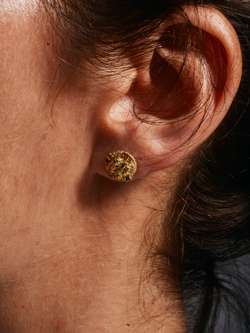 18K Pavé Kiss