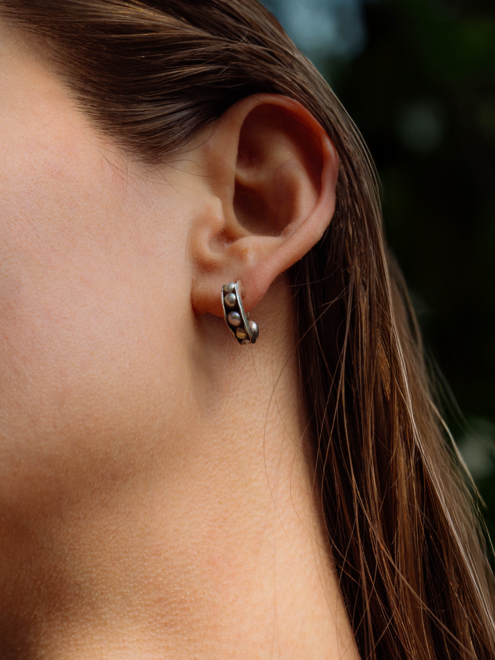 Pearl Hoops Medium