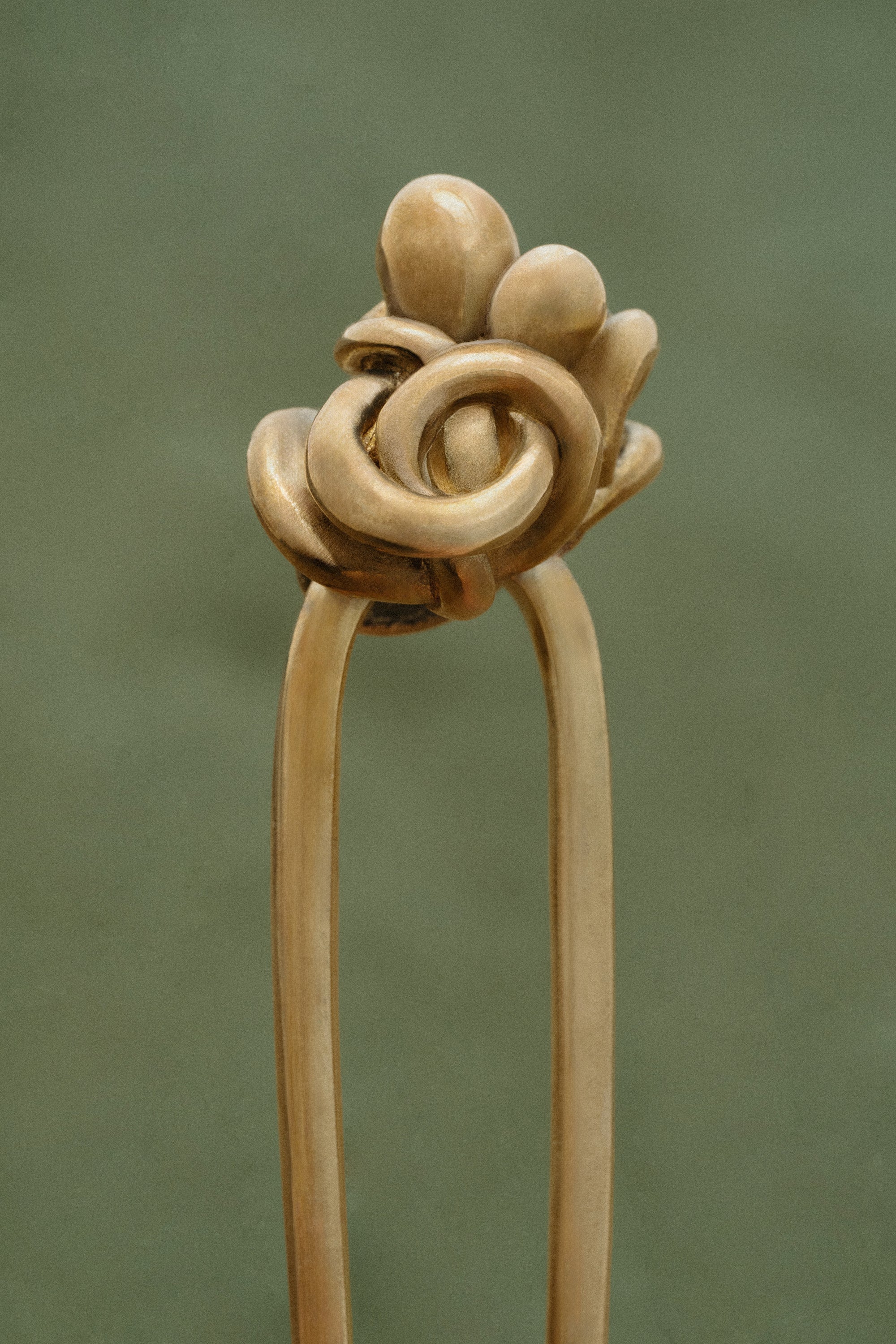 Maman's Hairpin