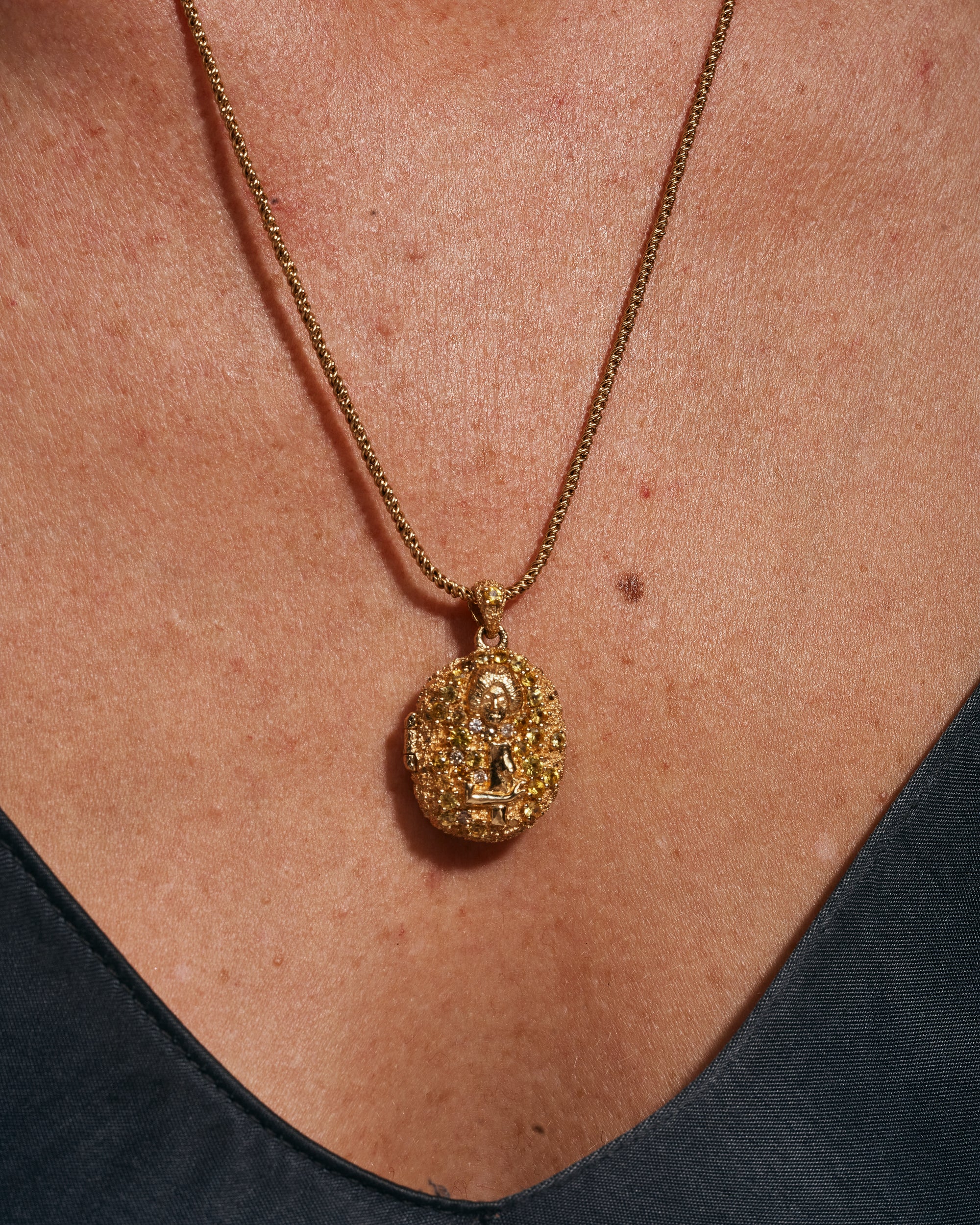 18K Pavé Locket